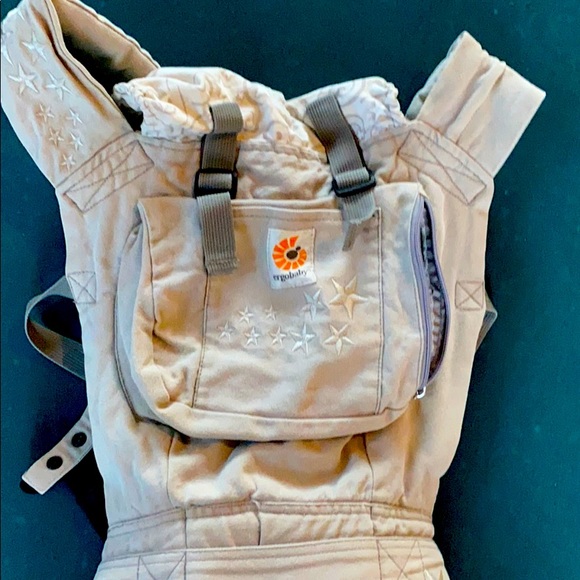 Stars ErgoBaby carrier